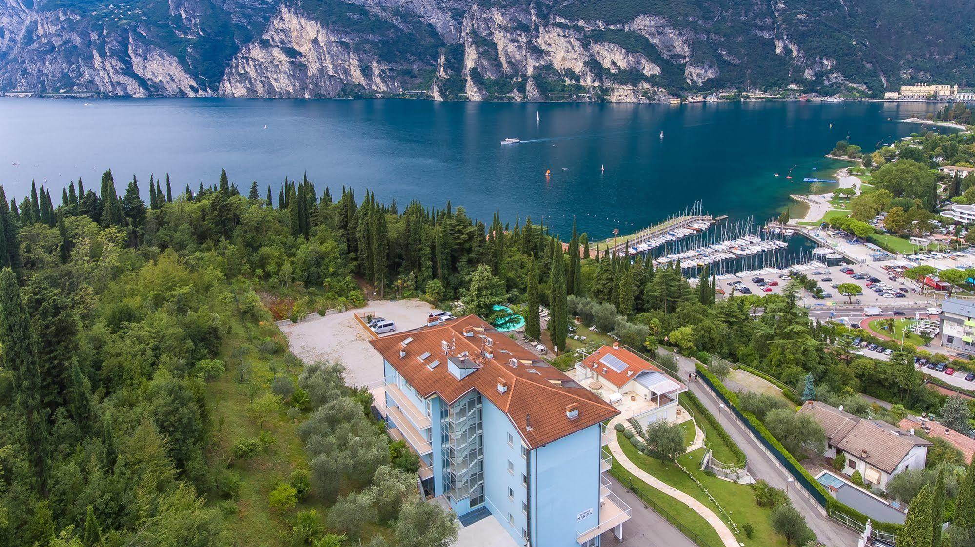Residence Marina Riva del Garda Eksteriør billede